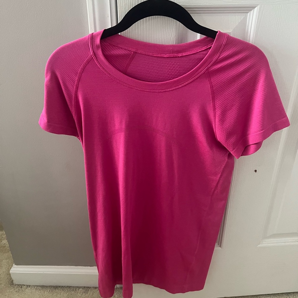 Lululemon Swifty Tech